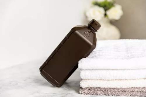 chai đựng hydrogen peroxide